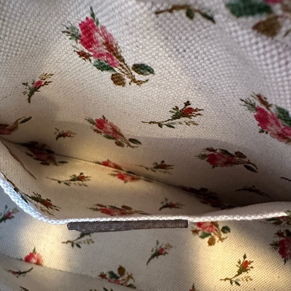 Gucci Neo Vintage GG Supreme Messenger
Bag - Picture 13 of 17